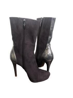 Alexandre Birman Gray Metallic Silver Suede Heeled Ankle Booties Women's Size 8